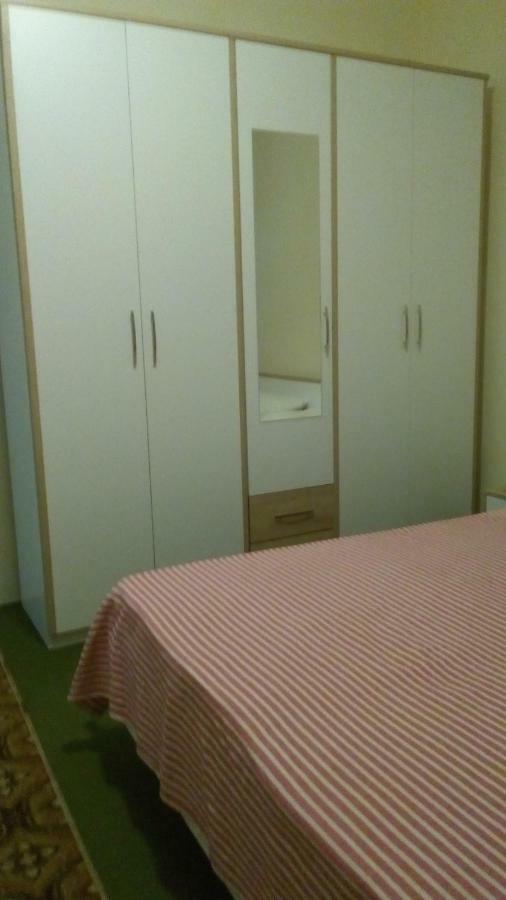 Ante Apartment Starigrad Paklenica Exteriör bild